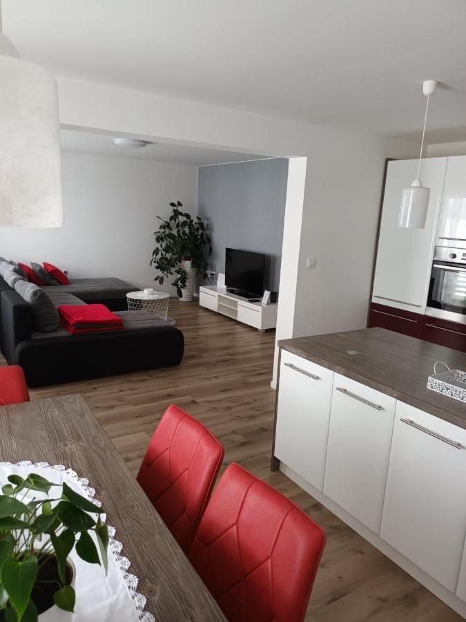 Apartma Tia 2 Zreče Exterior foto