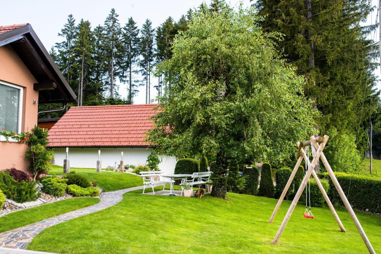Apartma Tia 2 Zreče Exterior foto